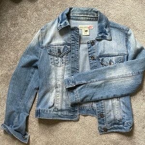 Women’s denim jacket